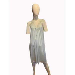 Vtg 1980s Vanity Fair Mint Green Nylon Semi-Sheer Lace Trim Babydoll Nightgown M